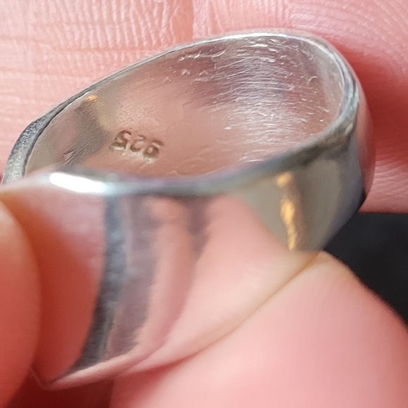 925 Silver Ring Size 7 - Picture 4 of 4